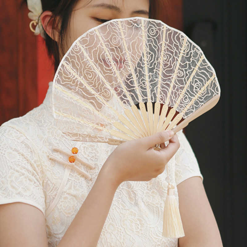 Nimara Ritual Rose Embroidery Lace Shell Shape Tassels Handheld Bamboo Folding Fan