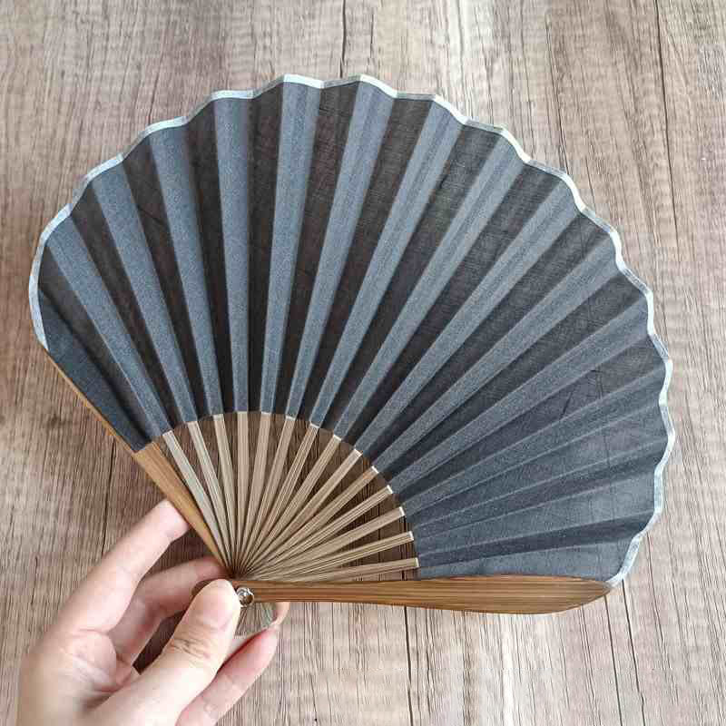 Nimara Ritual Retro Solid Color Shell Shape Handheld Bamboo Folding Fan
