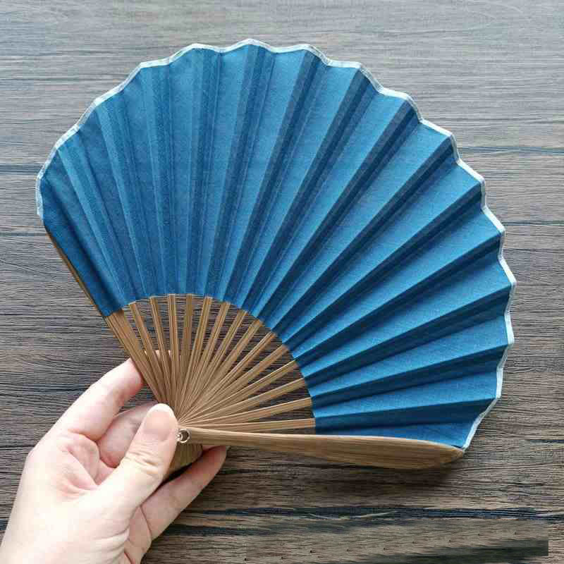 Nimara Ritual Retro Solid Color Shell Shape Handheld Bamboo Folding Fan