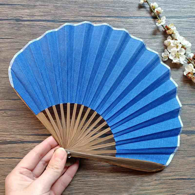 Nimara Ritual Retro Solid Color Shell Shape Handheld Bamboo Folding Fan