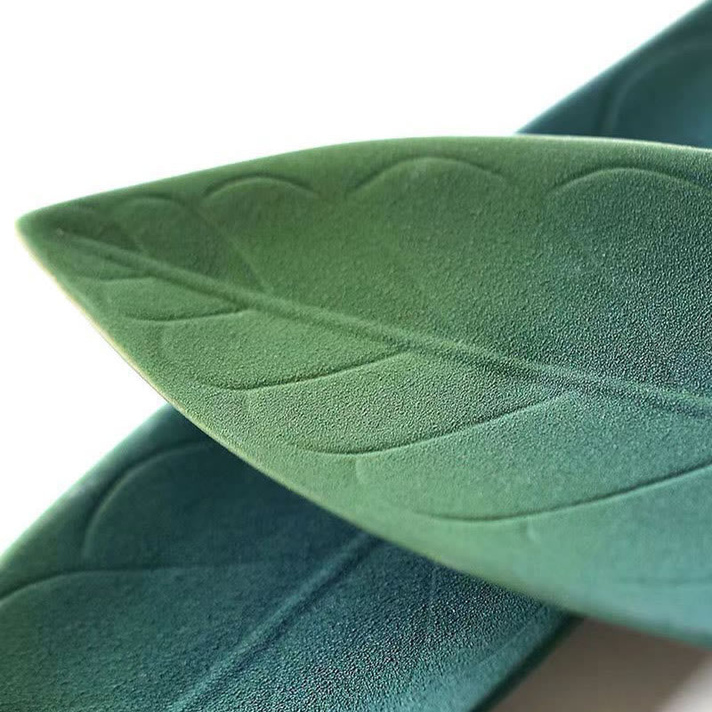 Nimara Ritual Willow Leaf Healing Ceramic Stick Incense Burner Decoration