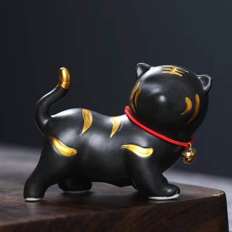 Nimara Ritual Mini Cute Tiger Tea Pet Ceramic Home Desk Figurine Decoration