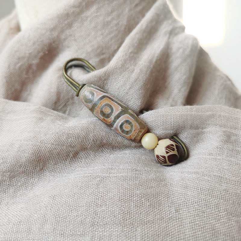 Nimara Ritual Nine-Eye Dzi Bead Bodhi Seed Lotus Protection Brooch