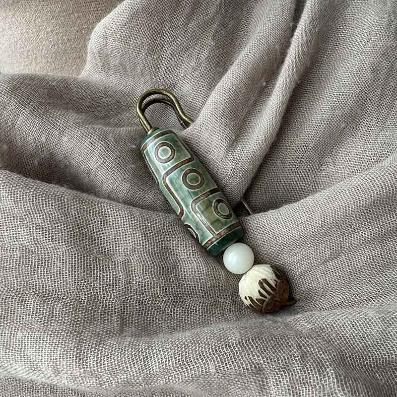 Nimara Ritual Nine-Eye Dzi Bead Bodhi Seed Lotus Protection Brooch