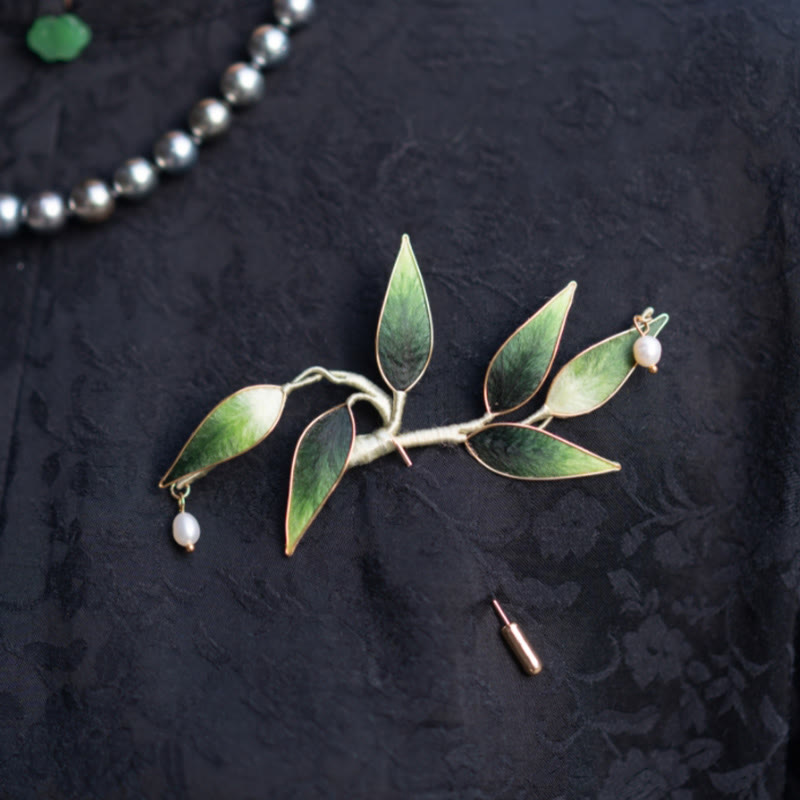 Nimara Ritual Handmade Yangzhou Velvet Flower Mulberry Silk Green Bamboo Brooch