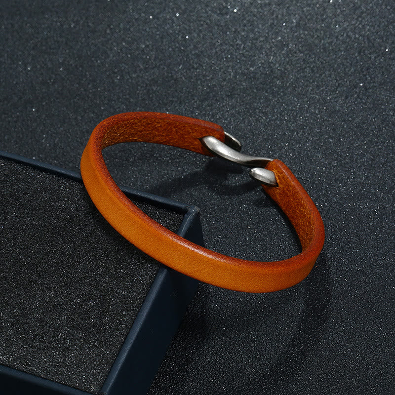 Nimara Ritual Vintage Leather Plain Strength Buckle Bracelet