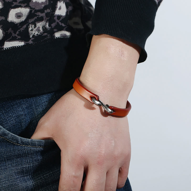 Nimara Ritual Vintage Leather Plain Strength Buckle Bracelet