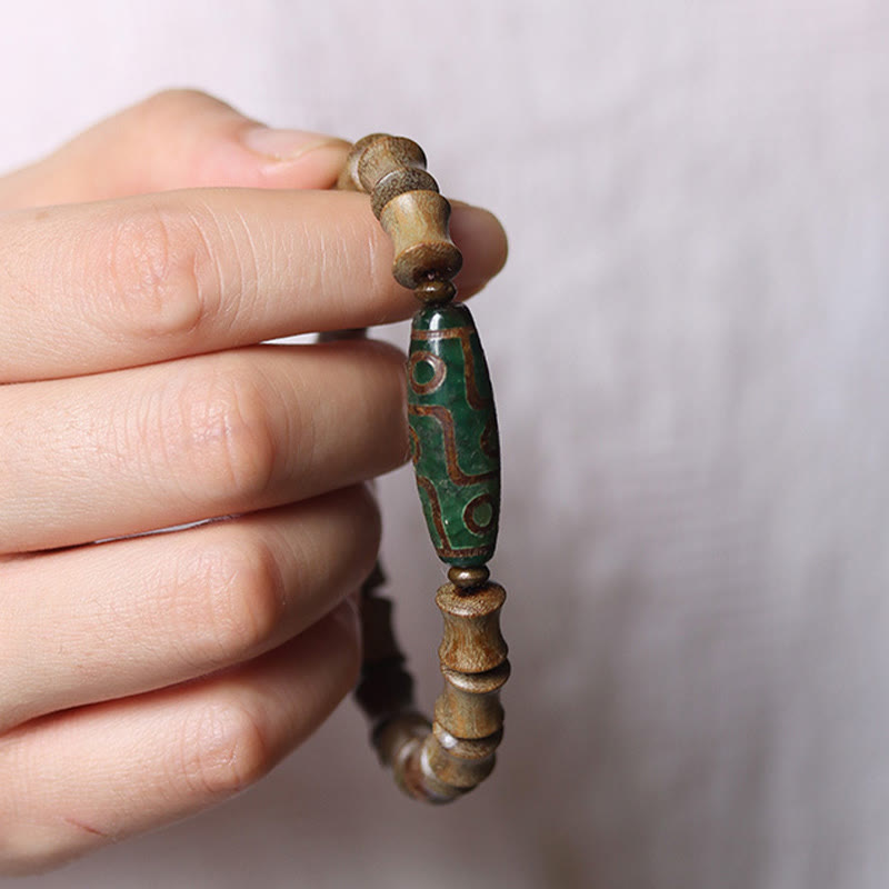 Nimara Ritual Tibetan Nine-Eye Dzi Bead Green Sandalwood Peace Bracelet
