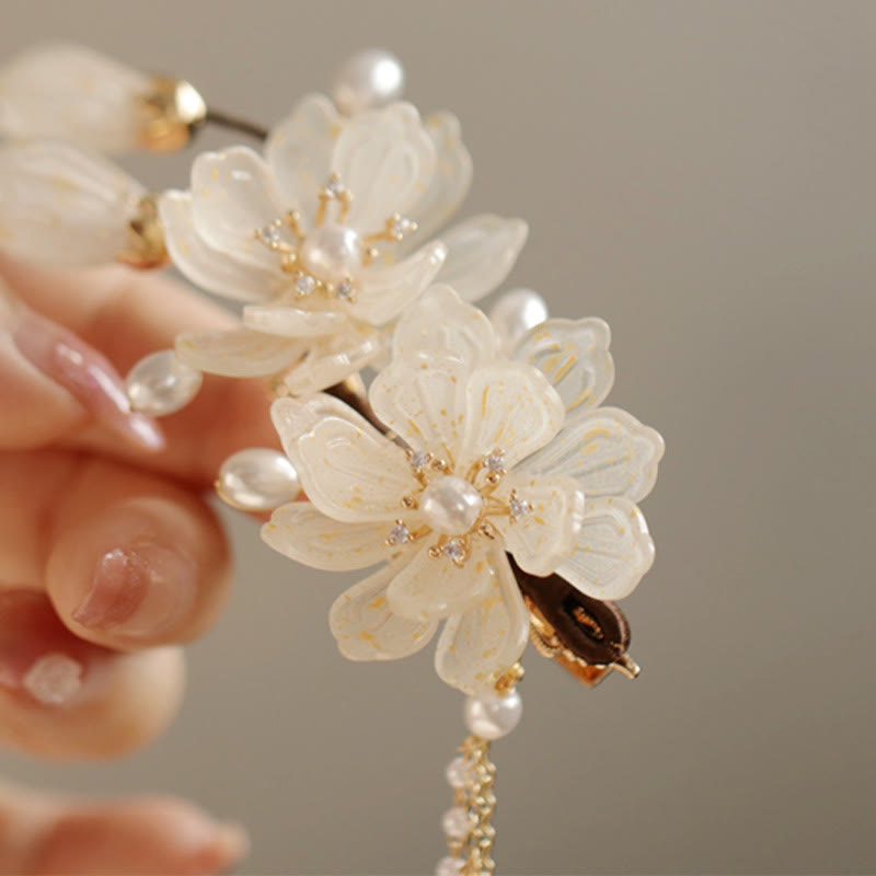 Nimara Ritual Classical Magnolia Tassel Side Hair Clip