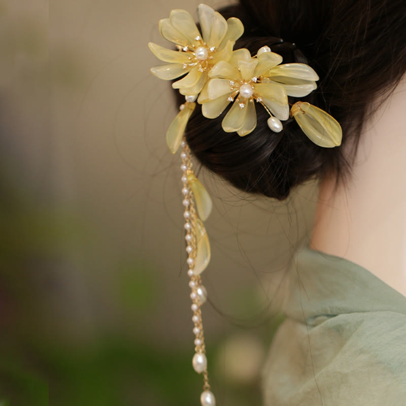 Nimara Ritual Classical Magnolia Tassel Side Hair Clip