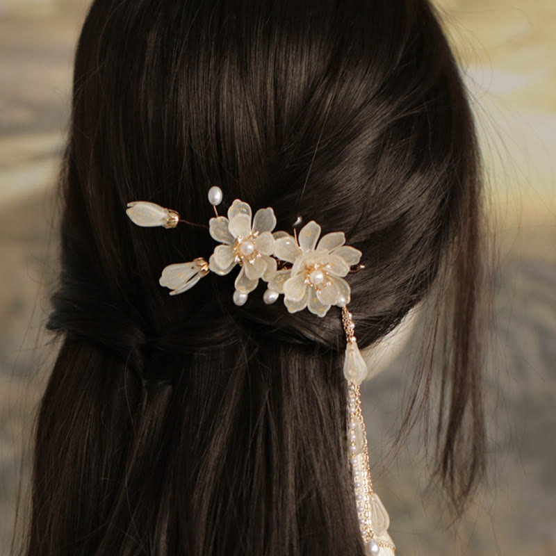 Nimara Ritual Classical Magnolia Tassel Side Hair Clip