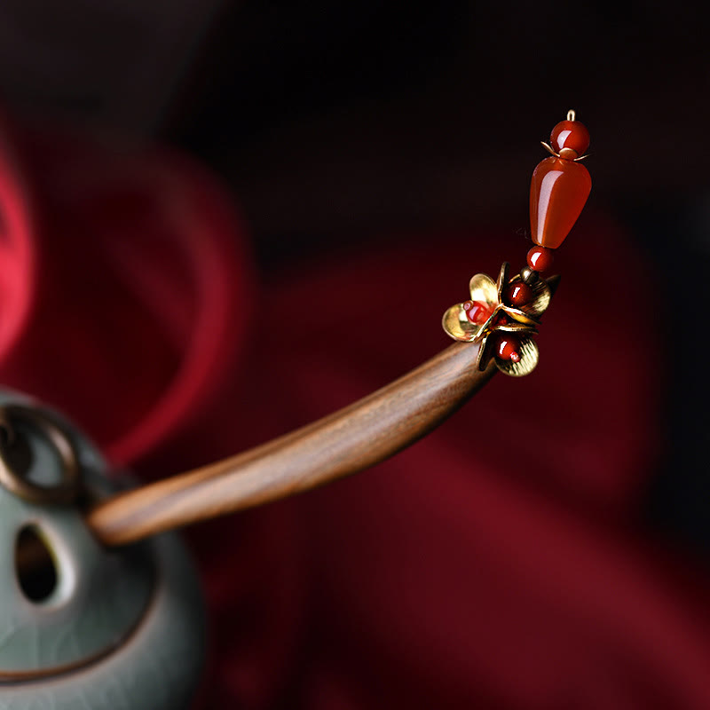 Nimara Ritual Silver Tassel Green Sandalwood Soothing Hairpin