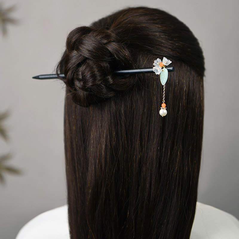 Nimara Ritual Ebony Liuli Lily of the Valley Courage Hairpin