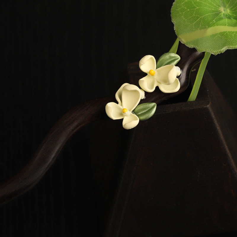 Nimara Ritual Ebony Gardenia Petal Courage Hairpin