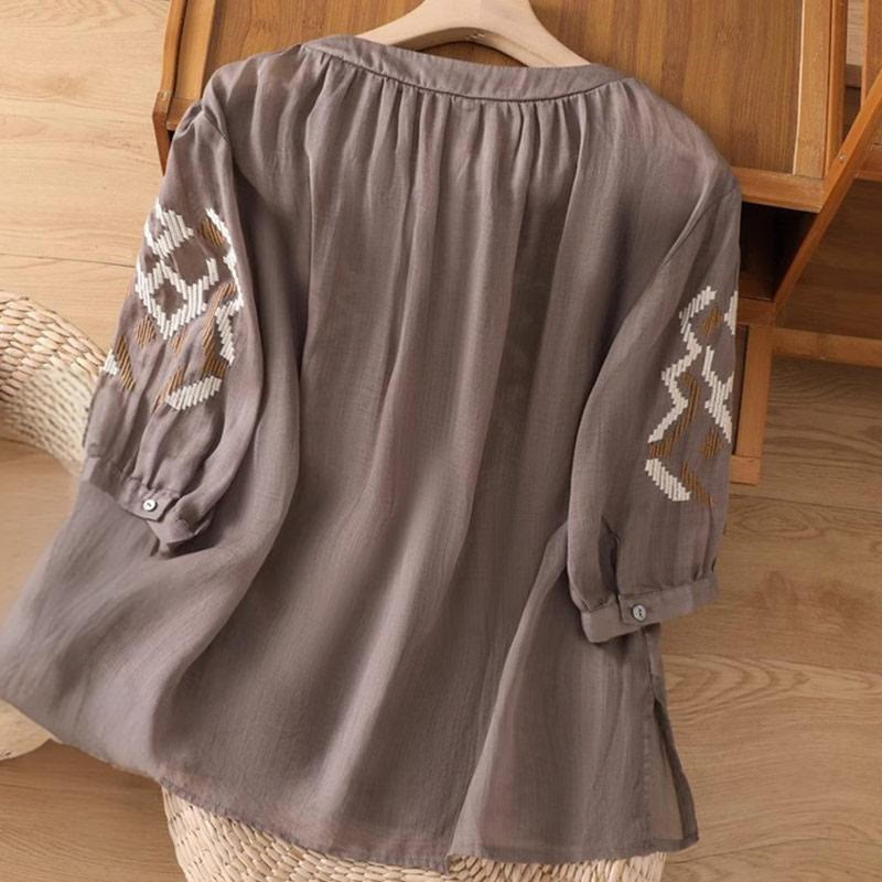 Nimara Ritual Casual Symmetrical Embroidery Women's Crew Neck Design Half Sleeve Spandex T-shirt