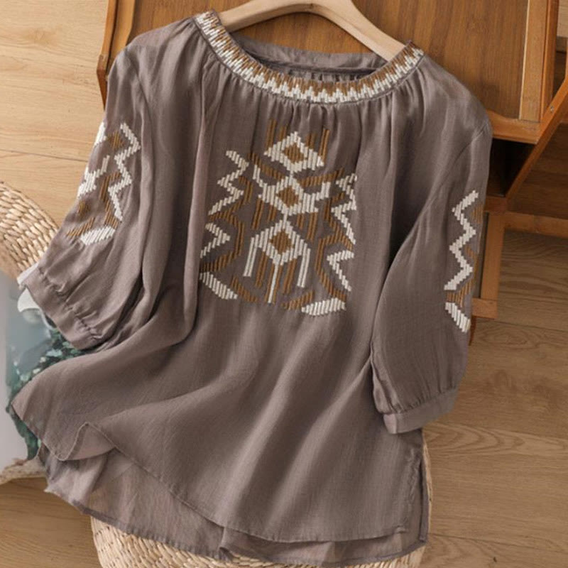 Nimara Ritual Casual Symmetrical Embroidery Women's Crew Neck Design Half Sleeve Spandex T-shirt