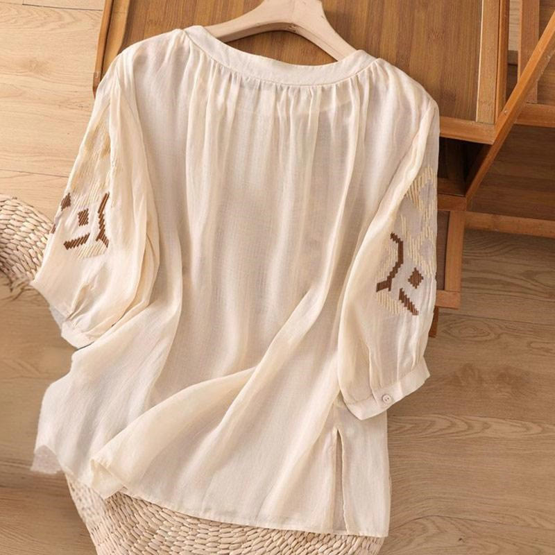 Nimara Ritual Casual Symmetrical Embroidery Women's Crew Neck Design Half Sleeve Spandex T-shirt