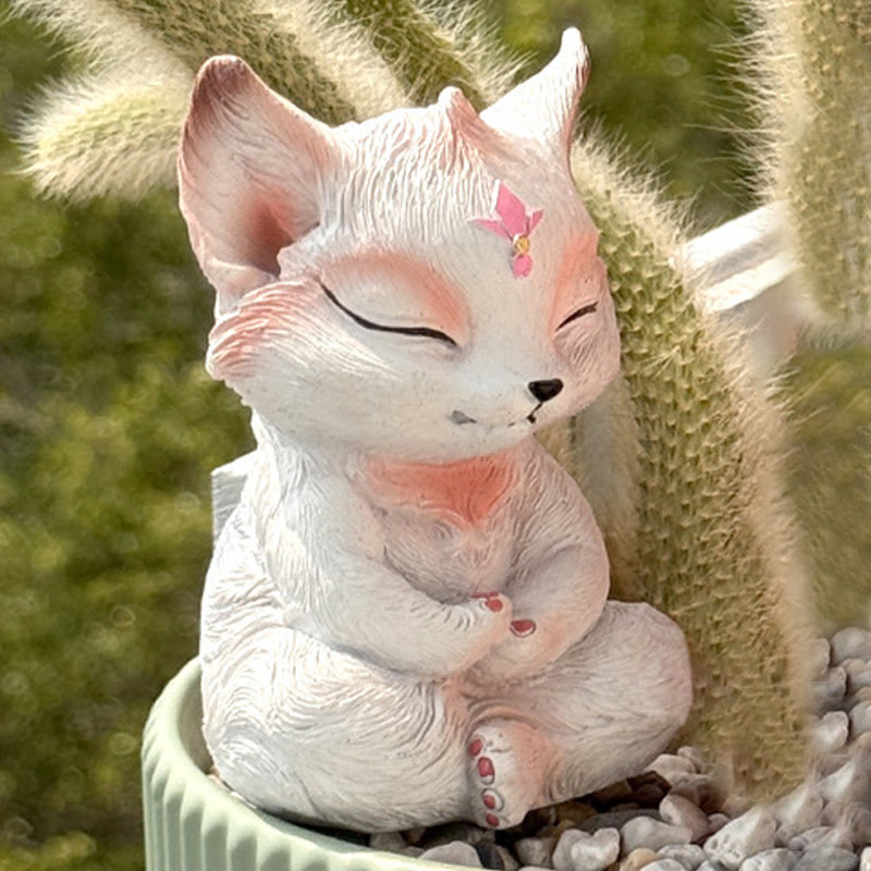 Nimara Ritual Small Nine Tailed Fox Sitting Protection Resin Home Decoration