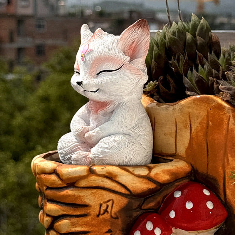 Nimara Ritual Small Nine Tailed Fox Sitting Protection Resin Home Decoration