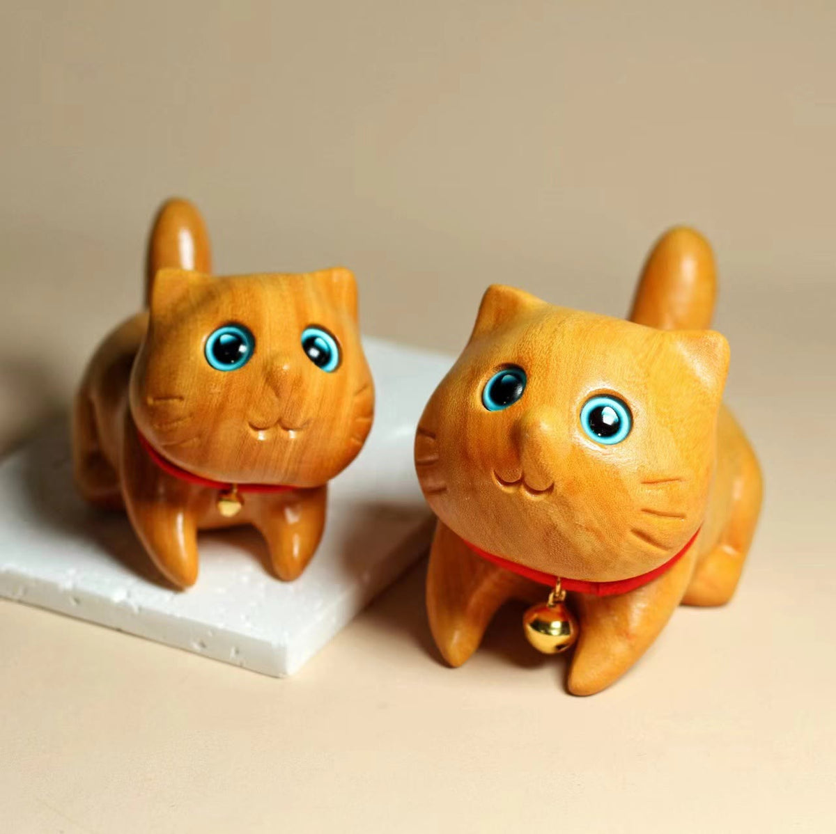 Nimara Ritual Mini Sandalwood Carved Lucky Confident Cat Healing Decoration