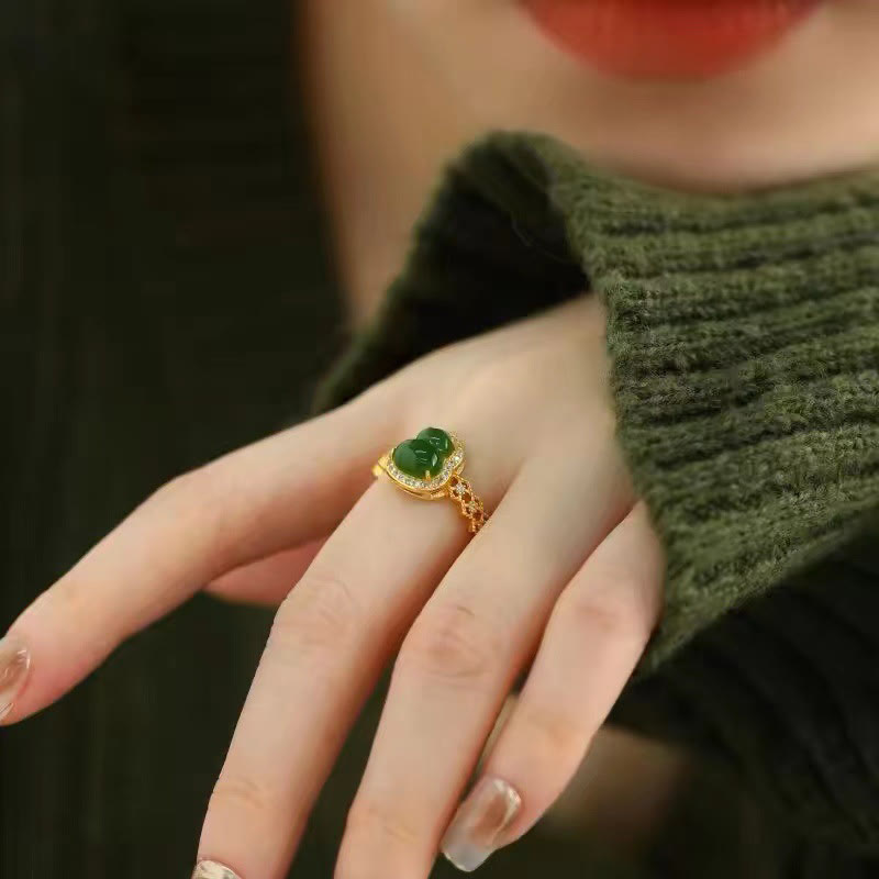 Nimara Ritual Vintage Gourd Green Chalcedony Copper Plated Gold Adjustable Wealth Ring
