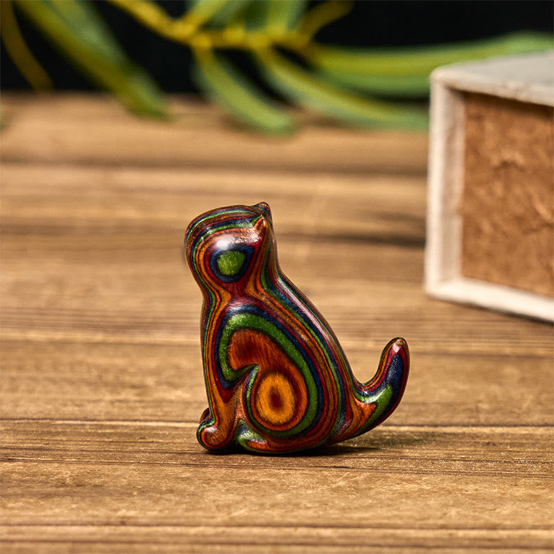 Nimara Ritual 2Pcs Mini Rainbow Eucalyptus Sitting Cat Carved Reduce Stress Decoration