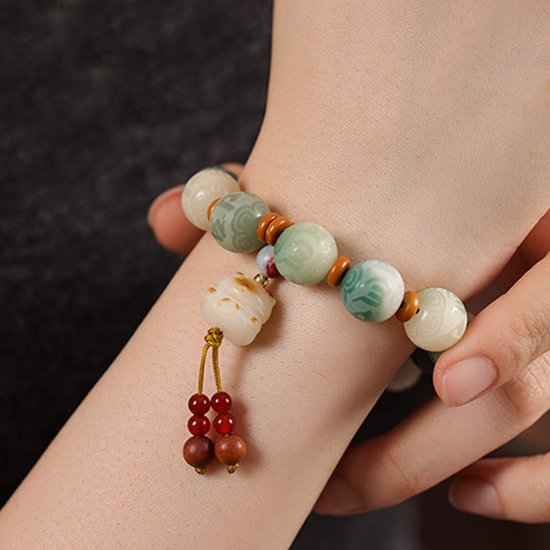 Nimara Ritual Gradient Bodhi Seed Om Mani Padme Hum Carved Zakiram Peace Bracelet