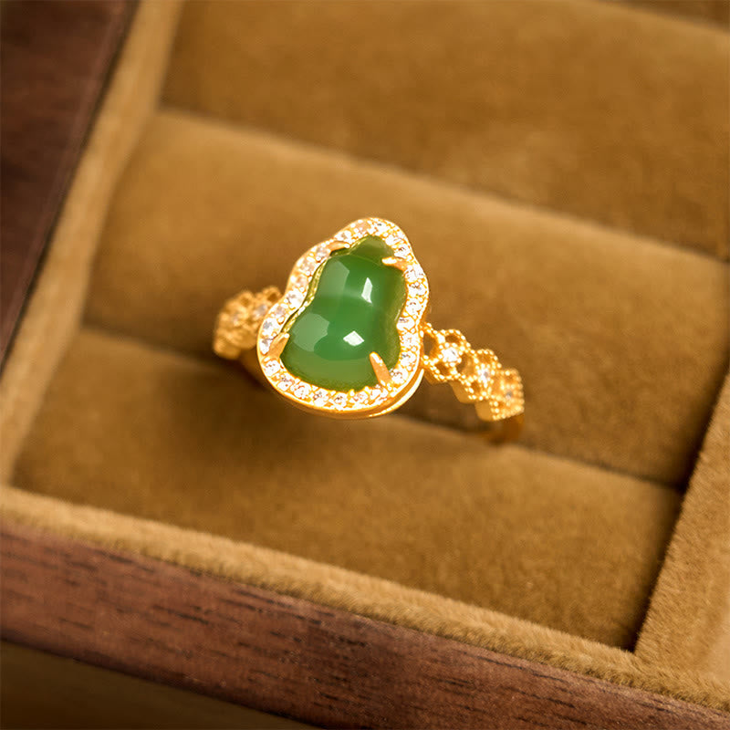 Nimara Ritual Vintage Gourd Green Chalcedony Copper Plated Gold Adjustable Wealth Ring