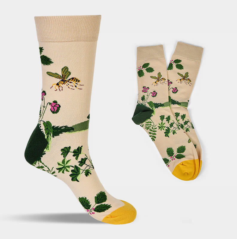 Nimara Ritual Bee Frog Leaves Pattern Men Women Unisex Cotton Crew Socks