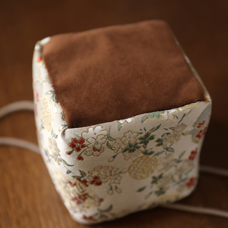 Nimara Ritual Flowers Pattern Small Jewelry Storage Gift Bag 8*8*8cm
