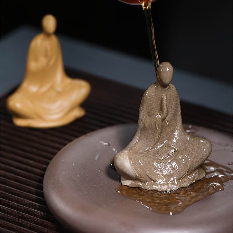 Nimara Ritual Formless Buddha Prayering Ceramic Statue Zen Home Decoration 5*2.5*5.3cm