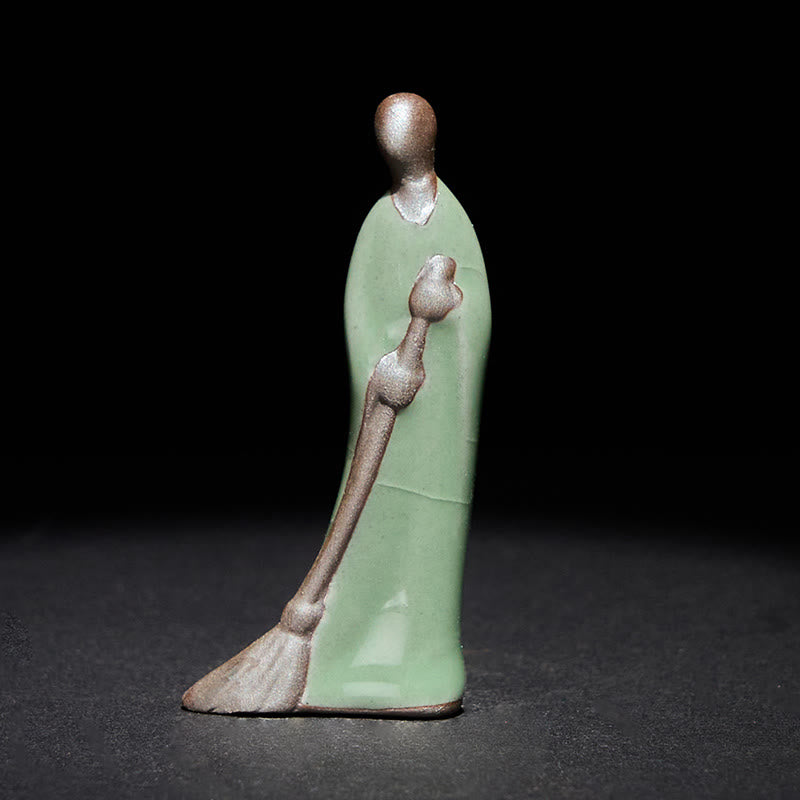 Nimara Ritual Small Formless Buddha Sweeping Monk Ceramic Statue Home Decoration 3.5*1.5*7cm