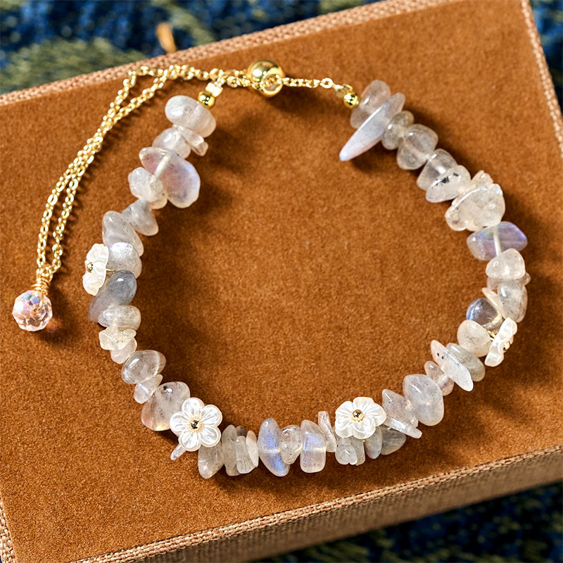 Nimara Ritual Irregular Crystal Flower Design Amethyst White Crystal Balance Bracelet