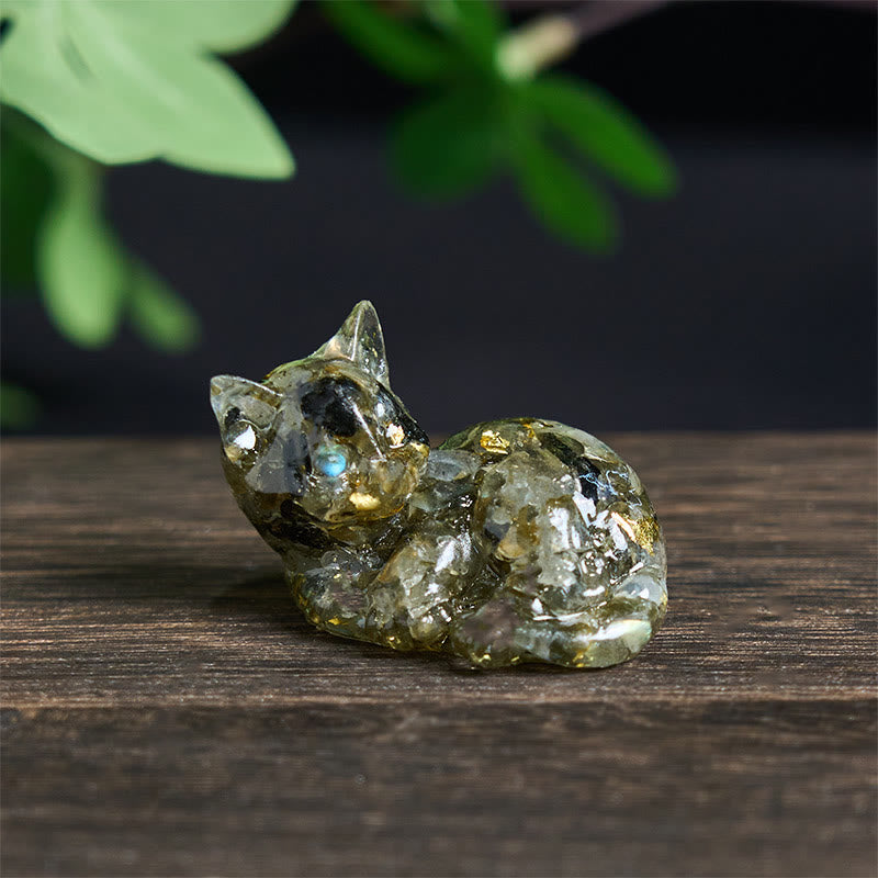 Nimara Ritual Crystal Chip Epoxy Resin Small Cat Positive Decoration