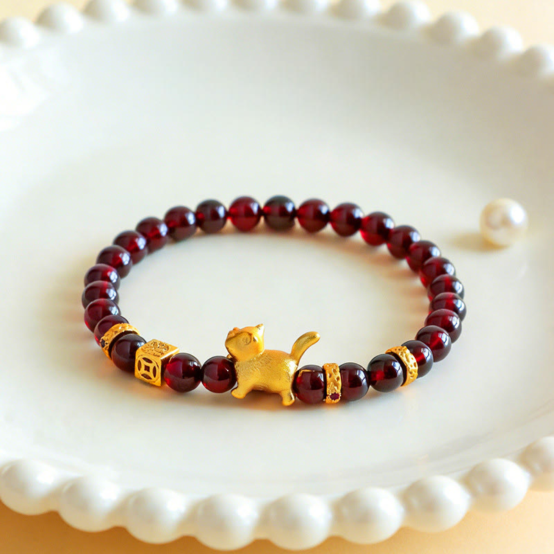 Nimara Ritual Cute Lucky Cat Charm Garnet Cinnabar Calm Protection Beaded Bracelet