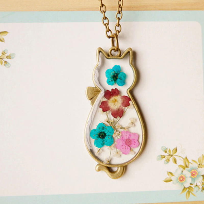 Nimara Ritual Handcrafted Resin Dripping Cute Cat Copper Luck Healing Necklace Pendant
