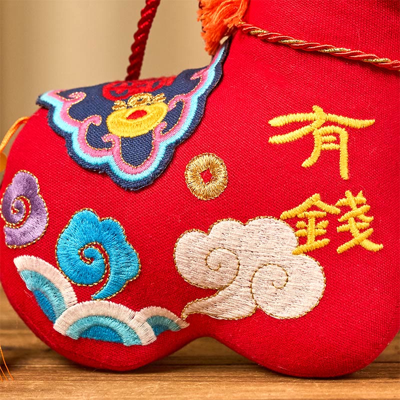 Nimara Ritual Year of the Horse Copper Red String Fu Character Embroidery Prosperity Home Decoration