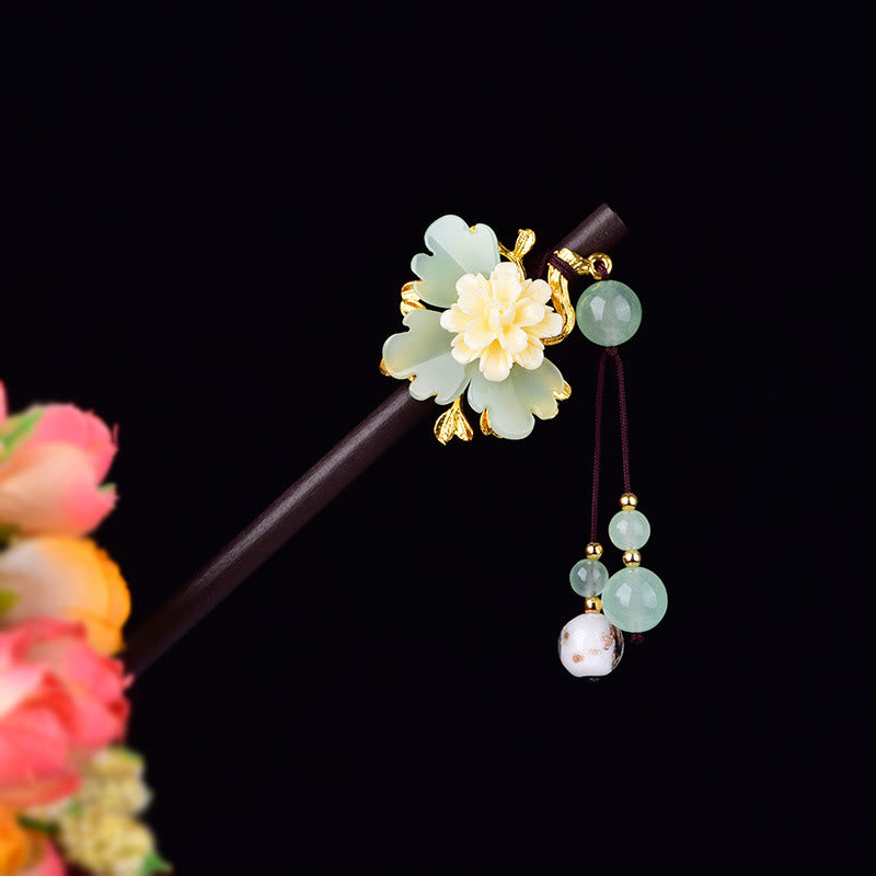 Nimara Ritual Green Yellow White Flower Liuli Glass Wood Hairpin