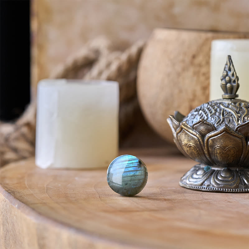 Nimara Ritual Natural Round Labradorite Healing Figurine Decoration