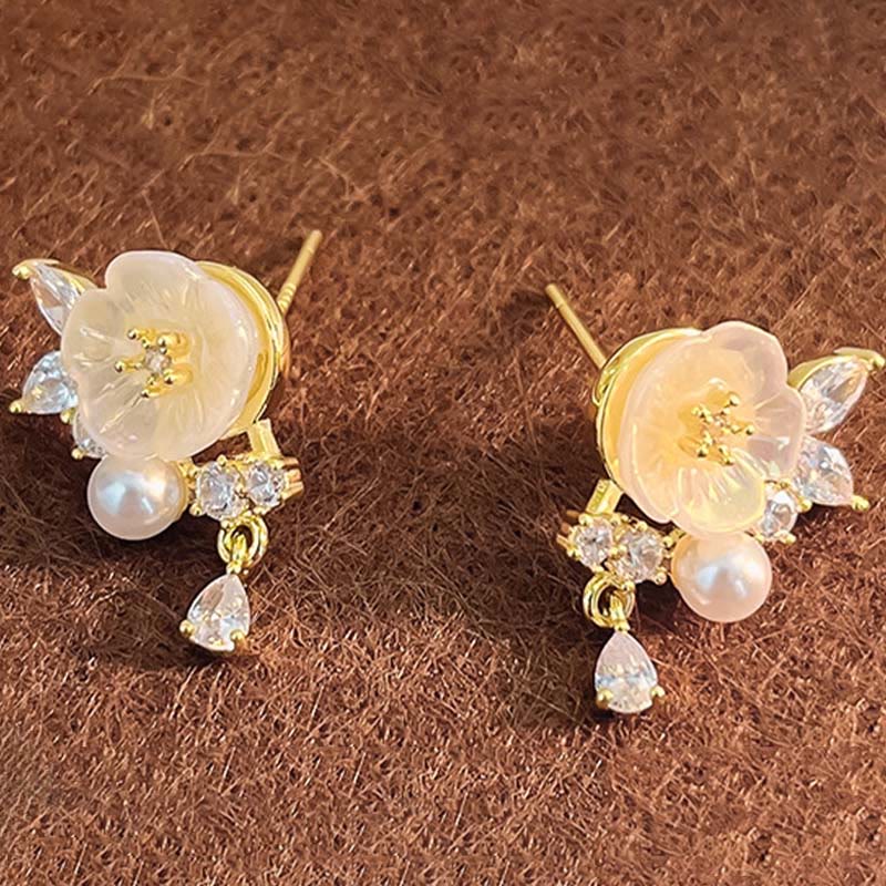 Nimara Ritual White Rose Flower Zircon Copper Luck Clip-on Stud Earrings