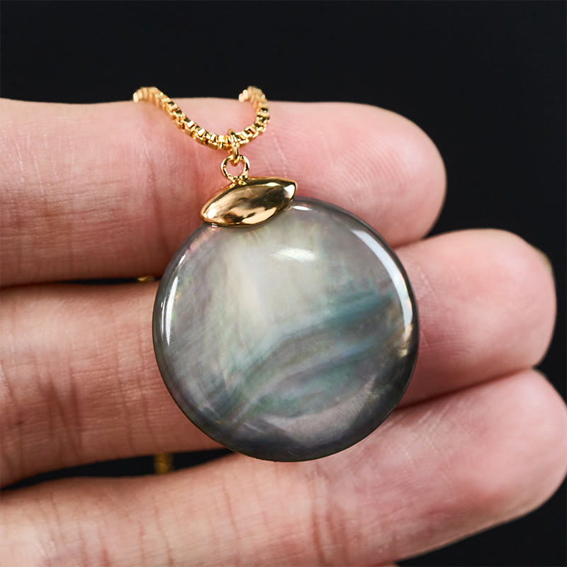 Nimara Ritual Round Tridacna Stone Calm Necklace Pendant