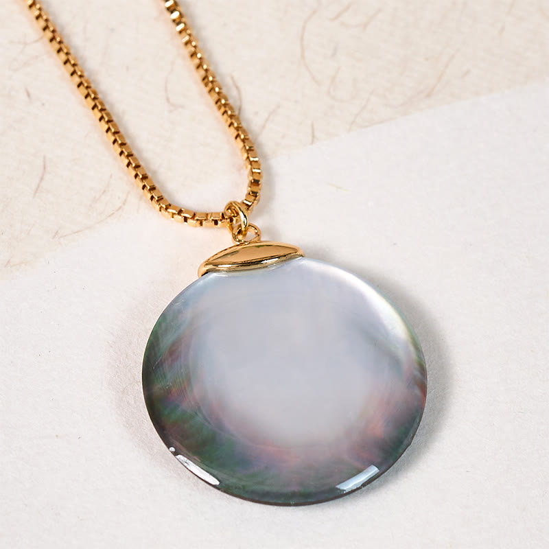 Nimara Ritual Round Tridacna Stone Calm Necklace Pendant