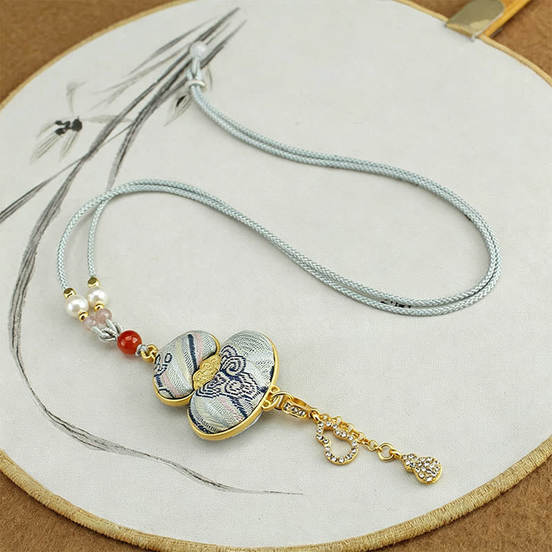 Nimara Ritual Song Brocade Gourd Elegant Necklace