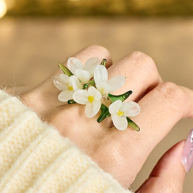 Nimara Ritual Liuli Pear Blossom Flower Wisdom Ring