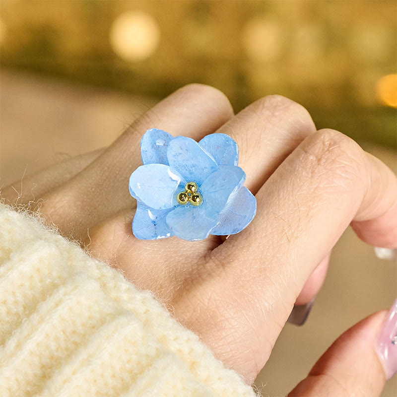 Nimara Ritual Liuli Hydrangea Flower Wisdom Ring