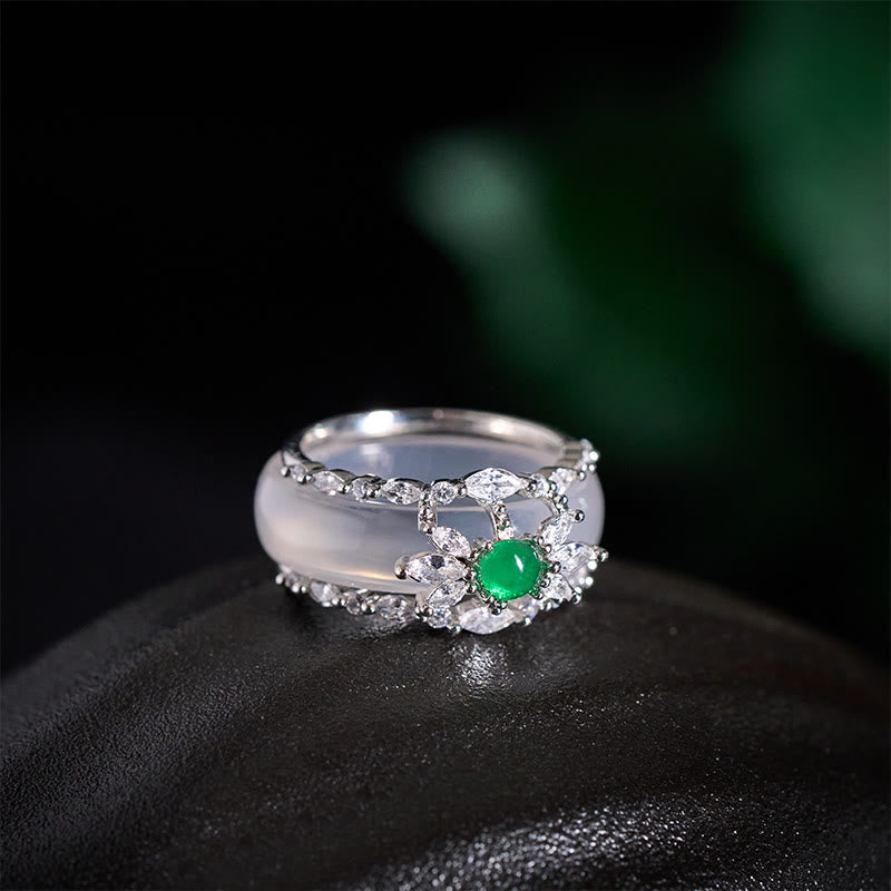 Nimara Ritual Chalcedony Flower Green Zircon Positive Ring