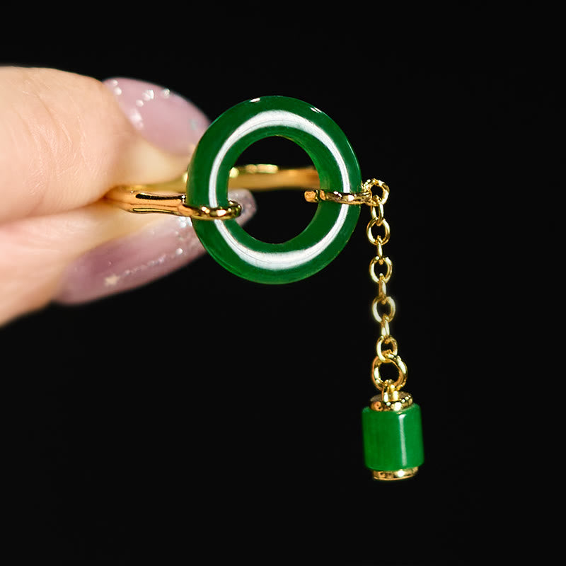Nimara Ritual Green Chalcedony Peace Buckle Pattern Strength Ring