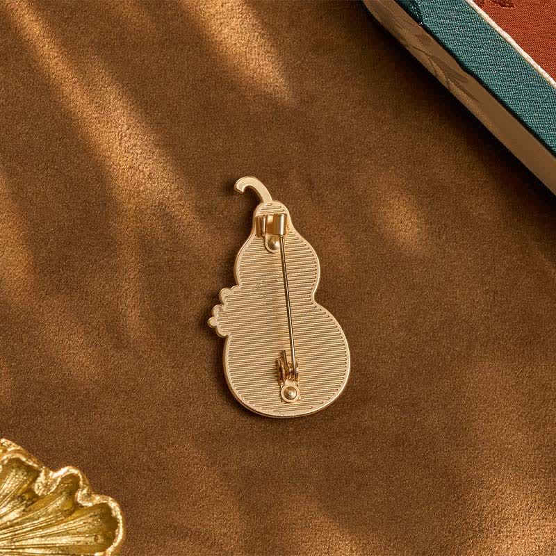 Nimara Ritual Song Brocade Handcrafted Gourd-Shaped Floral Harmony New Chinese Brooch