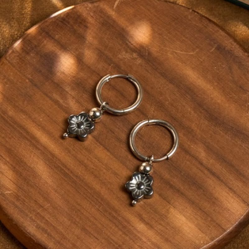 Nimara Ritual Flower Pattern Healing Copper Metal Hoop Earrings