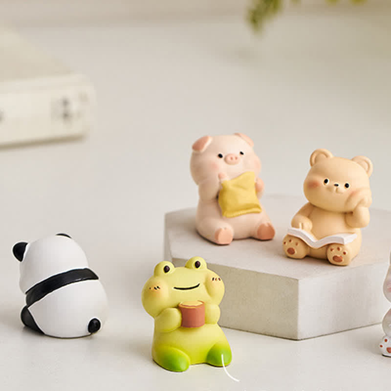 Nimara Ritual Resin Kawaii Animal Rocking Chair Comfort Desk Decor